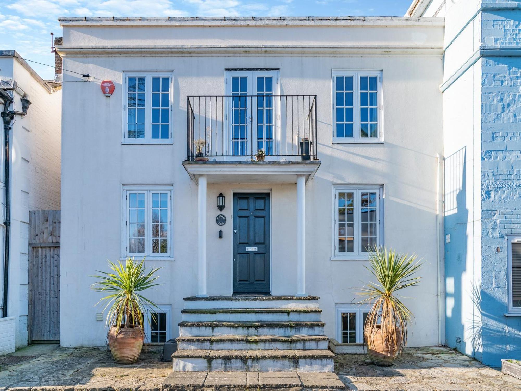 Kings Lea Villa Lymington Buitenkant foto